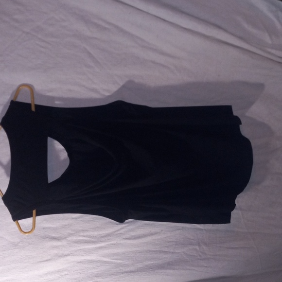 No Boundaries open back LOVE tank - Picture 2 of 5